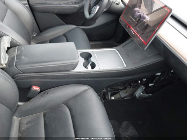 2023 TESLA MODEL Y 7SAYGDEE5PF786497 Photo 4