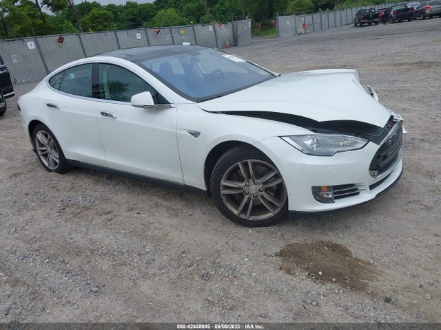 2013 TESLA MODEL S 5YJSA1DP1DFP16609 Photo 0