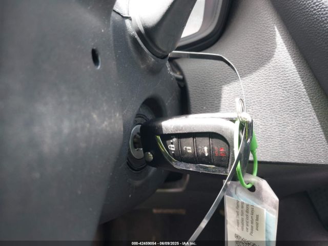 5YFB4MDE5PP045929 Toyota COROLLA LE