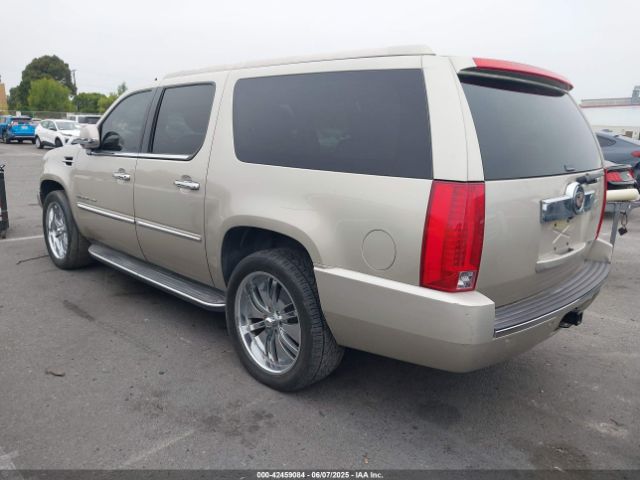 2013 CADILLAC ESCALADE ESV 1GYS4GEF2DR216804 Photo 2