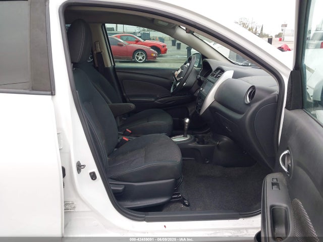 3N1CN7AP3KL852807 Nissan 2019