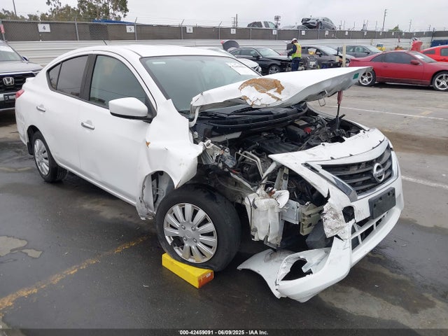 3N1CN7AP3KL852807 Nissan 2019