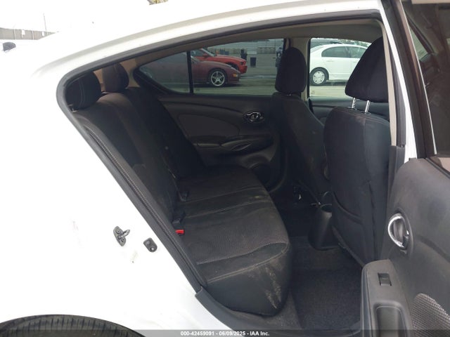 3N1CN7AP3KL852807 Nissan 2019