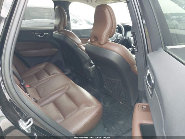 2019 VOLVO XC60 LYV102RK9KB197552 Photo 7