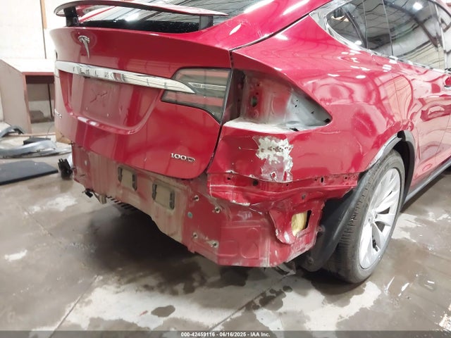 2017 TESLA MODEL X 5YJXCDE20HF043502 Photo 5