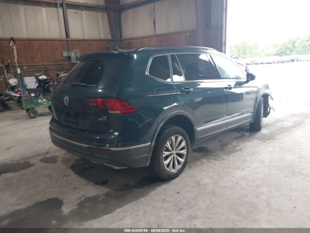 2018 VOLKSWAGEN TIGUAN 3VV2B7AX3JM133326 Photo 3