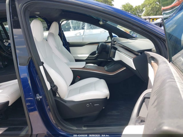 2022 TESLA MODEL X 7SAXCAE54NF359105 Photo 4