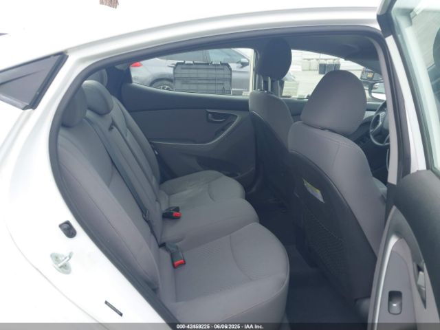 5NPDH4AEXGH749297 Hyundai ELANTRA SE