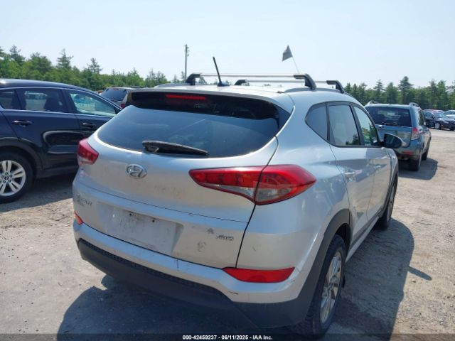 KM8J3CA46HU476445 Hyundai TUCSON SE