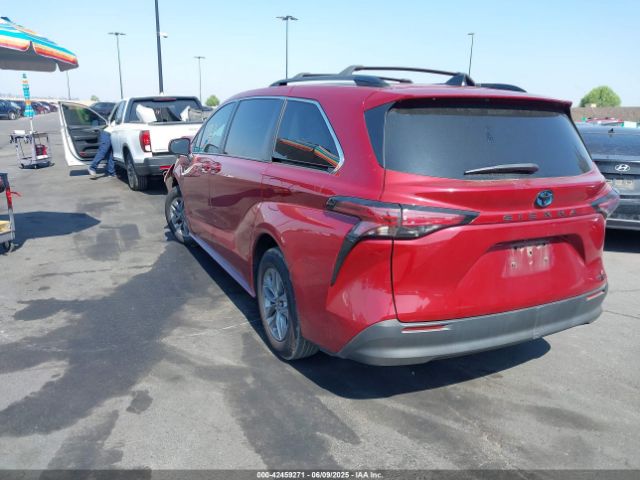 2022 TOYOTA SIENNA 5TDKRKEC3NS109148 Photo 2
