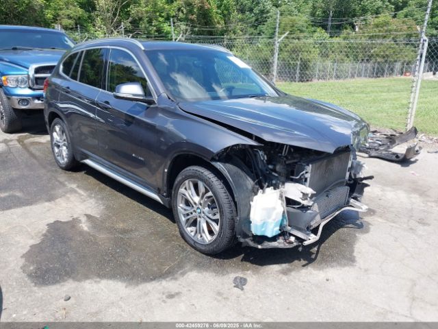 2017 BMW X1 WBXHT3Z38H4A55086