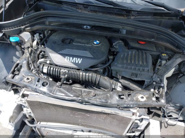2017 BMW X1 WBXHT3Z38H4A55086 Photo 9