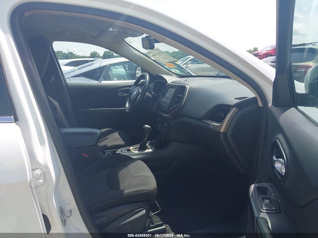 Продаж на аукціоні авто 2015 Jeep Cherokee Latitude, vin: 1C4PJMCB8FW787270, номер лоту: 42459301