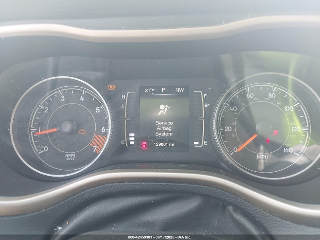 Продаж на аукціоні авто 2015 Jeep Cherokee Latitude, vin: 1C4PJMCB8FW787270, номер лоту: 42459301