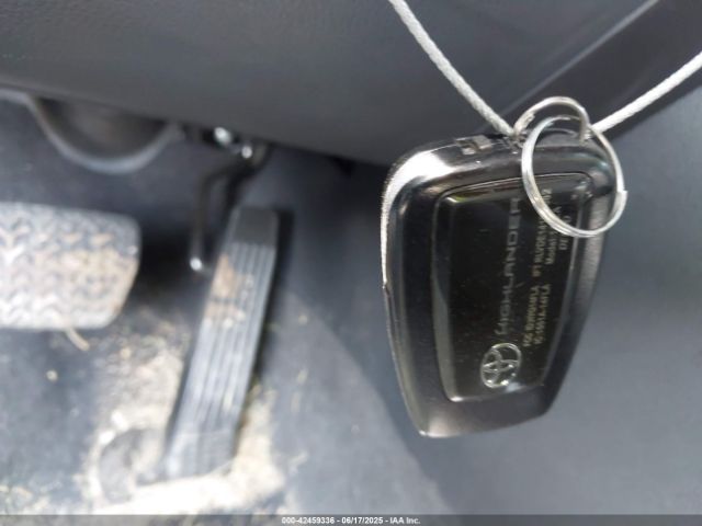 2023 TOYOTA HIGHLANDER 5TDKDRAH8PS019733 Photo 10