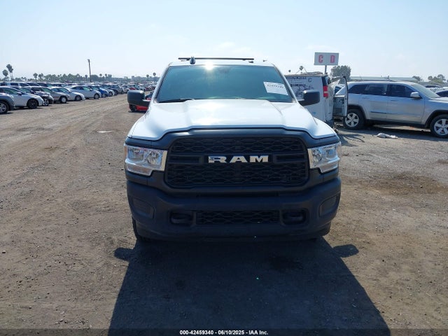 RAM 2022 2022 3C6UR5CL9NG222282 Image 12