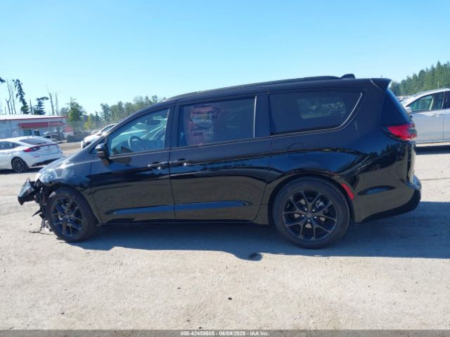 2C4RC1GGXSR539595 Chrysler Pacifica Limited