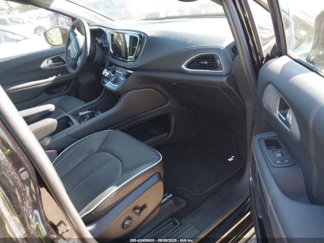 2C4RC1GGXSR539595 Chrysler Pacifica Limited