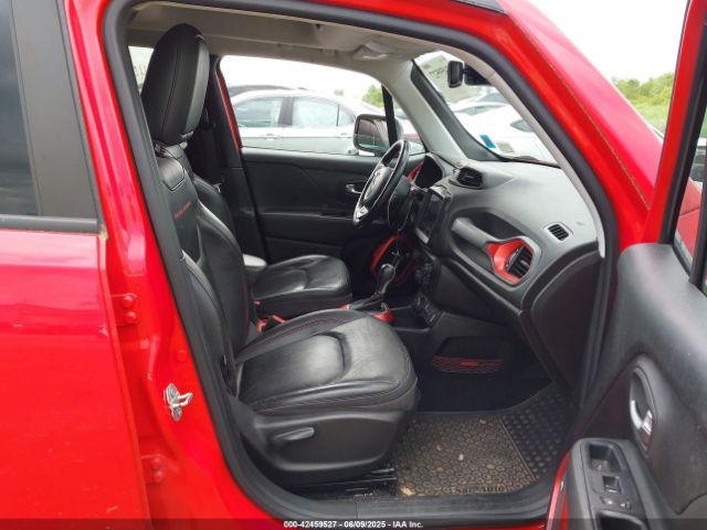 ZACNJBC19KPH58046 Jeep Renegade Trailhawk 4x4
