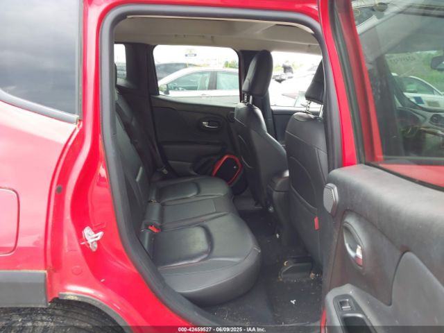 ZACNJBC19KPH58046 Jeep Renegade Trailhawk 4x4