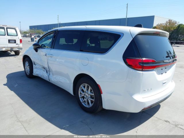2024 CHRYSLER PACIFICA 2C4RC1FG7RR194974 Photo 2