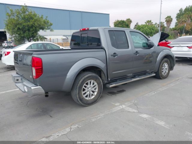 1N6AD0ER4HN759021 Nissan 2017