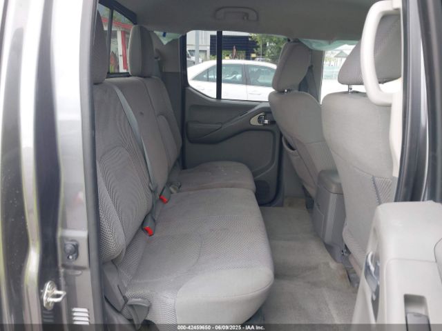 1N6AD0ER4HN759021 Nissan 2017