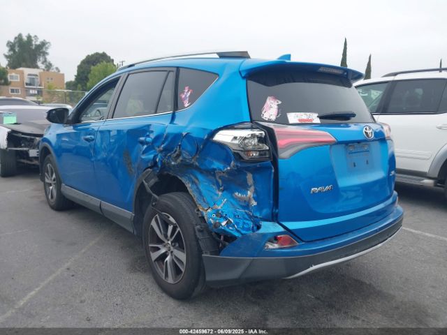 JTMWFREV8GD087120 Toyota Rav4 Xle