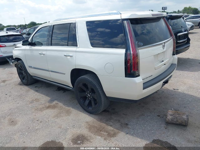 2015 CADILLAC ESCALADE 1GYS3CKJ2FR255870 Photo 2