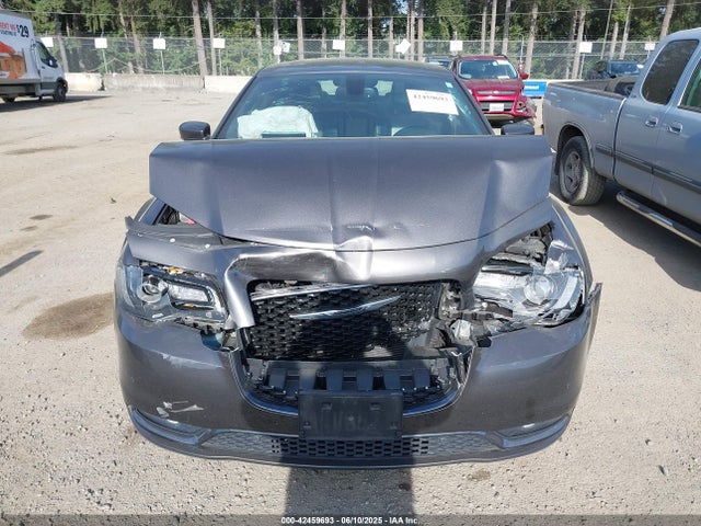 2C3CCABG6FH926724 Chrysler 300 300s