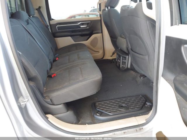 2020 RAM 1500 1C6SRFMT4LN125460 Photo 7