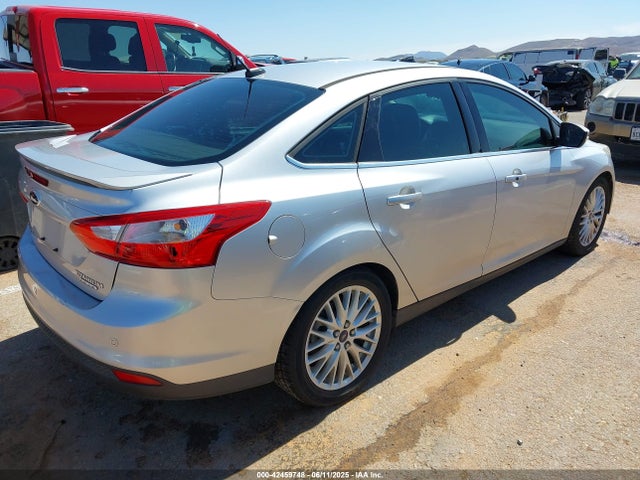 Ford 2014 2014 1FADP3J26EL196312 Image 4