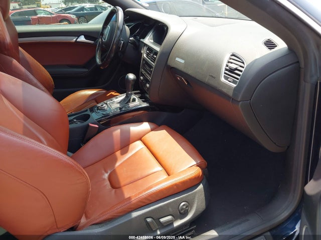 2011 AUDI S5 WAUVVAFRXBA050689 Photo 4