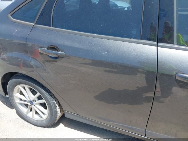 1FADP3F28GL281633 Ford FOCUS SE