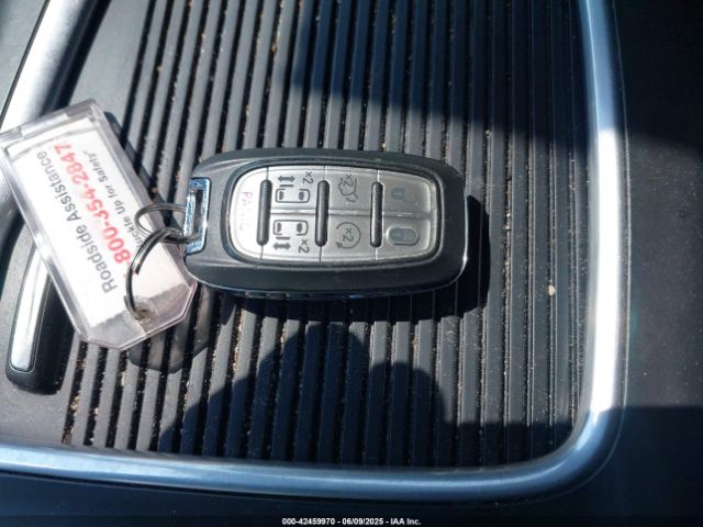 2C4RC1BG7PR581107 Chrysler Pacifica Touring L
