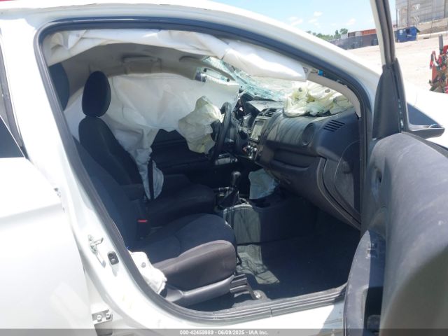 2019 MITSUBISHI MIRAGE ML32A3HJ4KH001437 Photo 4