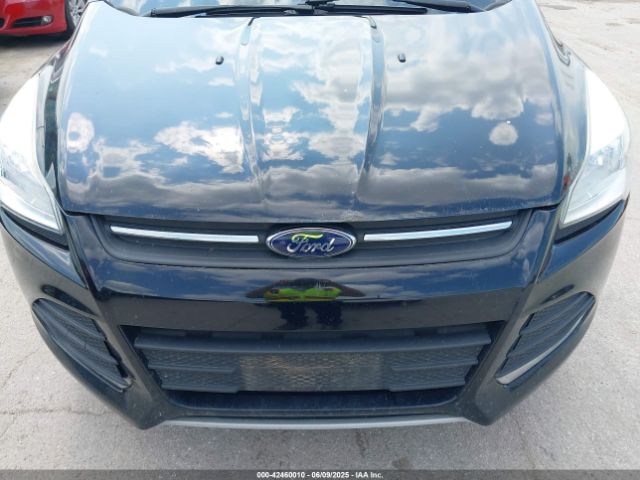 1FMCU0G75GUB57820 Ford ESCAPE SE