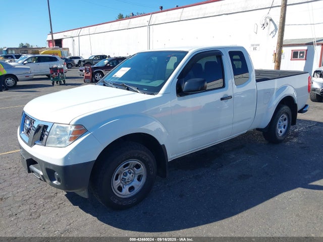 Nissan Frontier 2015 1N6BD0CT7FN746019 Image 2