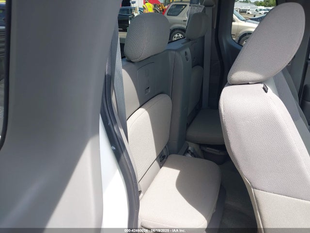Nissan Frontier 2015 1N6BD0CT7FN746019 Image 8