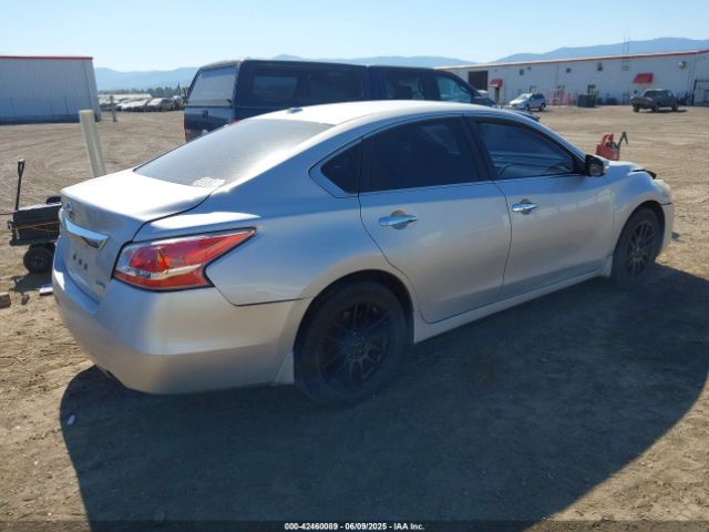1N4AL3AP5FC484429 Nissan 2015