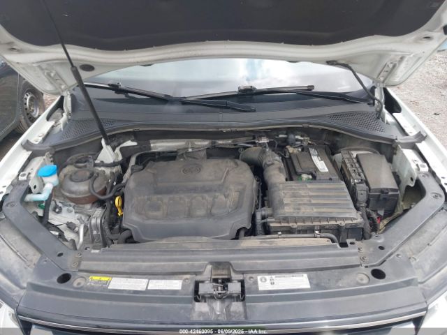 2018 VOLKSWAGEN TIGUAN 3VV2B7AX4JM119600 Photo 9