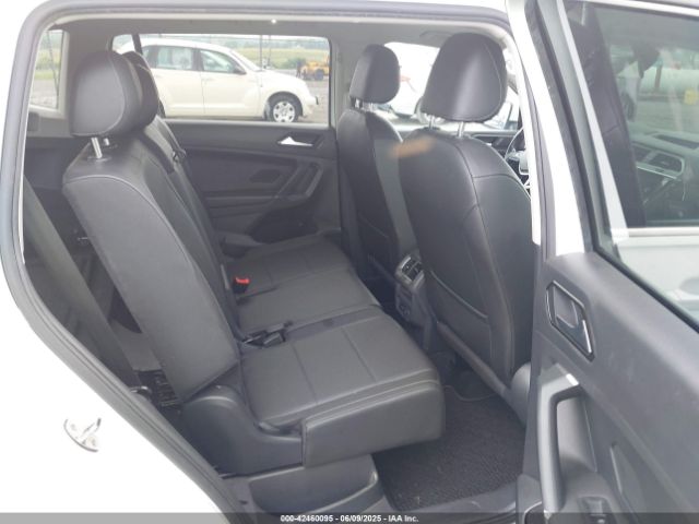 2018 VOLKSWAGEN TIGUAN 3VV2B7AX4JM119600 Photo 7