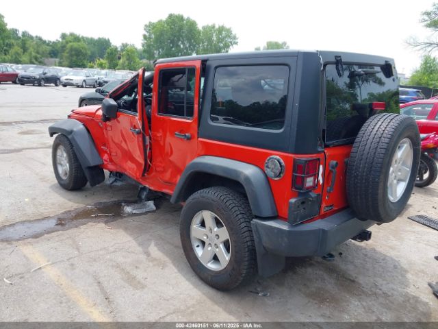 2015 JEEP WRANGLER UNLIMITED 1C4BJWDG0FL658537 Photo 2