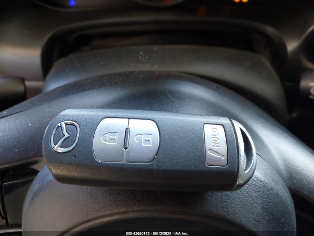 3MZBN1L77HM117184 Mazda pe