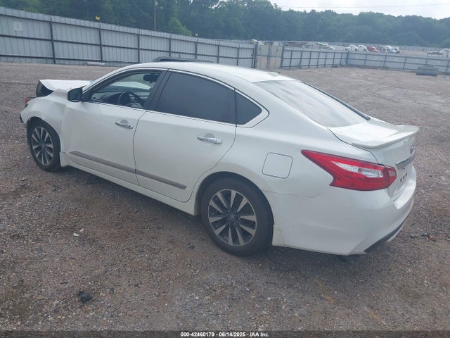 1N4AL3AP0HC126075 Nissan Altima