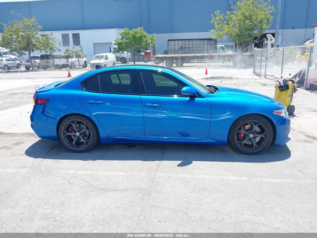 Alfa Romeo giulia (952) 2017 ZARFAECN9H7559633 Image 13