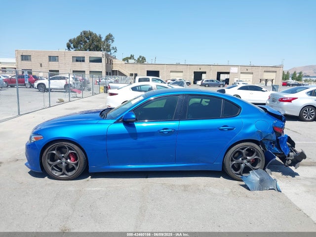 Alfa Romeo giulia (952) 2017 ZARFAECN9H7559633 Image 14