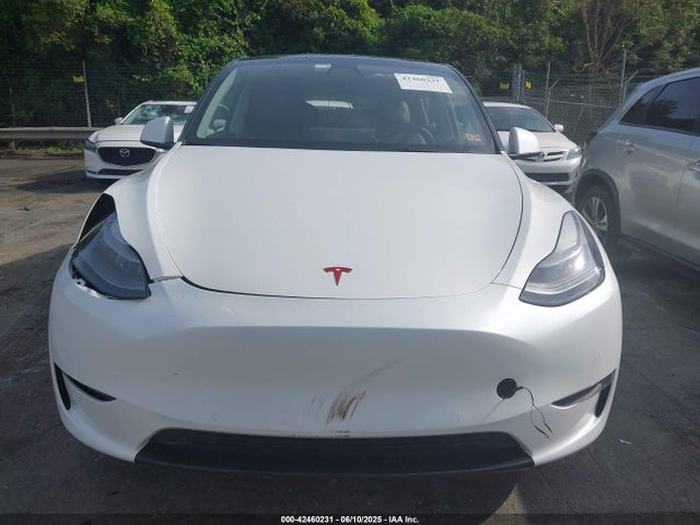 7SAYGDEF6NF457734 Tesla 2022