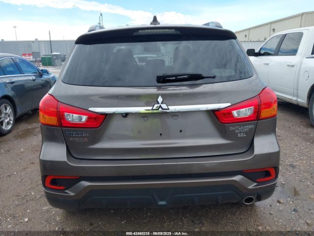 JA4AP4AW4JU018385 Mitsubishi Outlander Sport 2.4 Sel