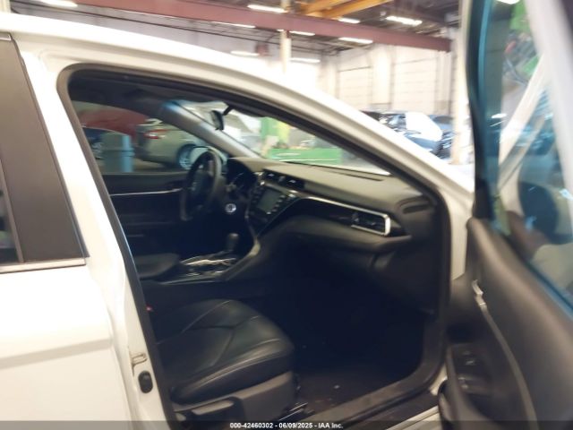 2018 TOYOTA CAMRY 4T1B11HK8JU098444 Photo 4